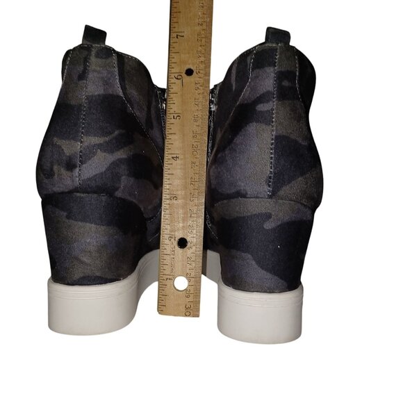 Mia Christie Suede Grey Camo Hidden Wedge Shoe Sneakers Booties Womens Size 10 M - Picture 6 of 15